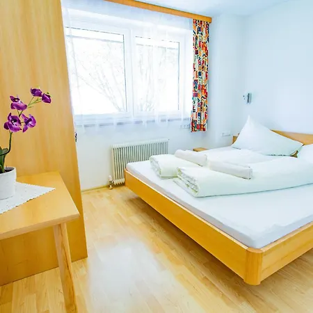 Soldanella 8 By Alpenidyll Apartament *